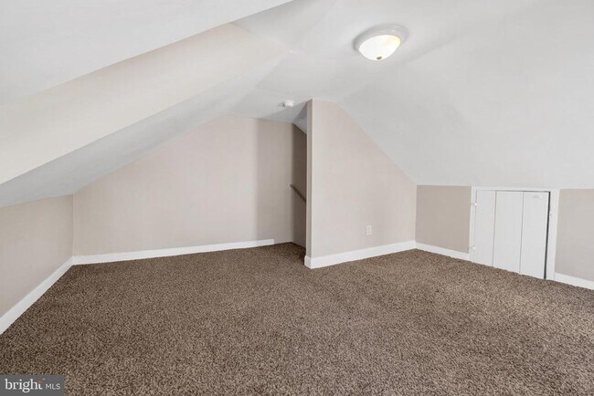 Building Photo - 19 Pleasant St