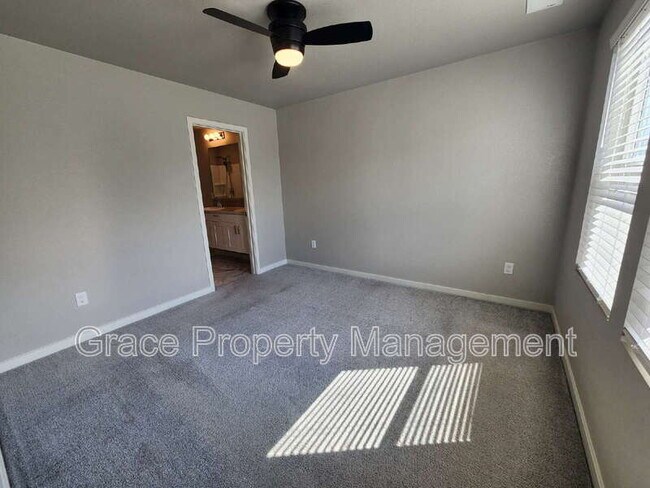 Building Photo - 677 S Hoover Ave