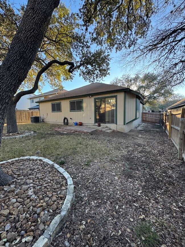 Building Photo - 10114 Sandbrook Hill