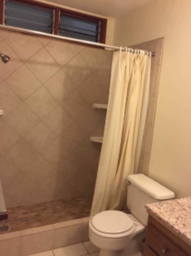 Building Photo - 3 bed 2 bath Kekaha duplex.