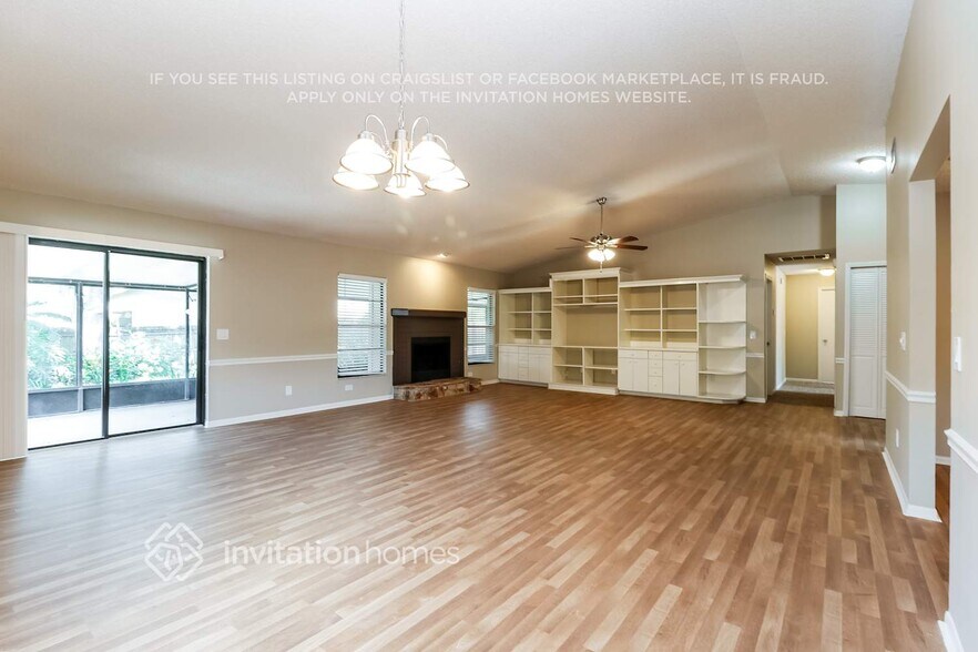 Building Photo - 6523 Seafairer Dr