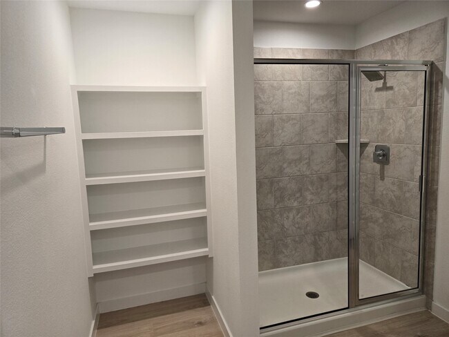 Building Photo - 31710 Carlisle Cv Ct
