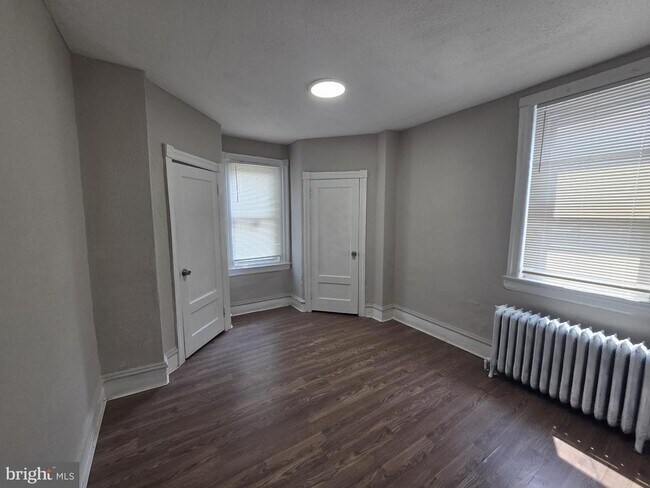 Building Photo - 4829 N 10th St