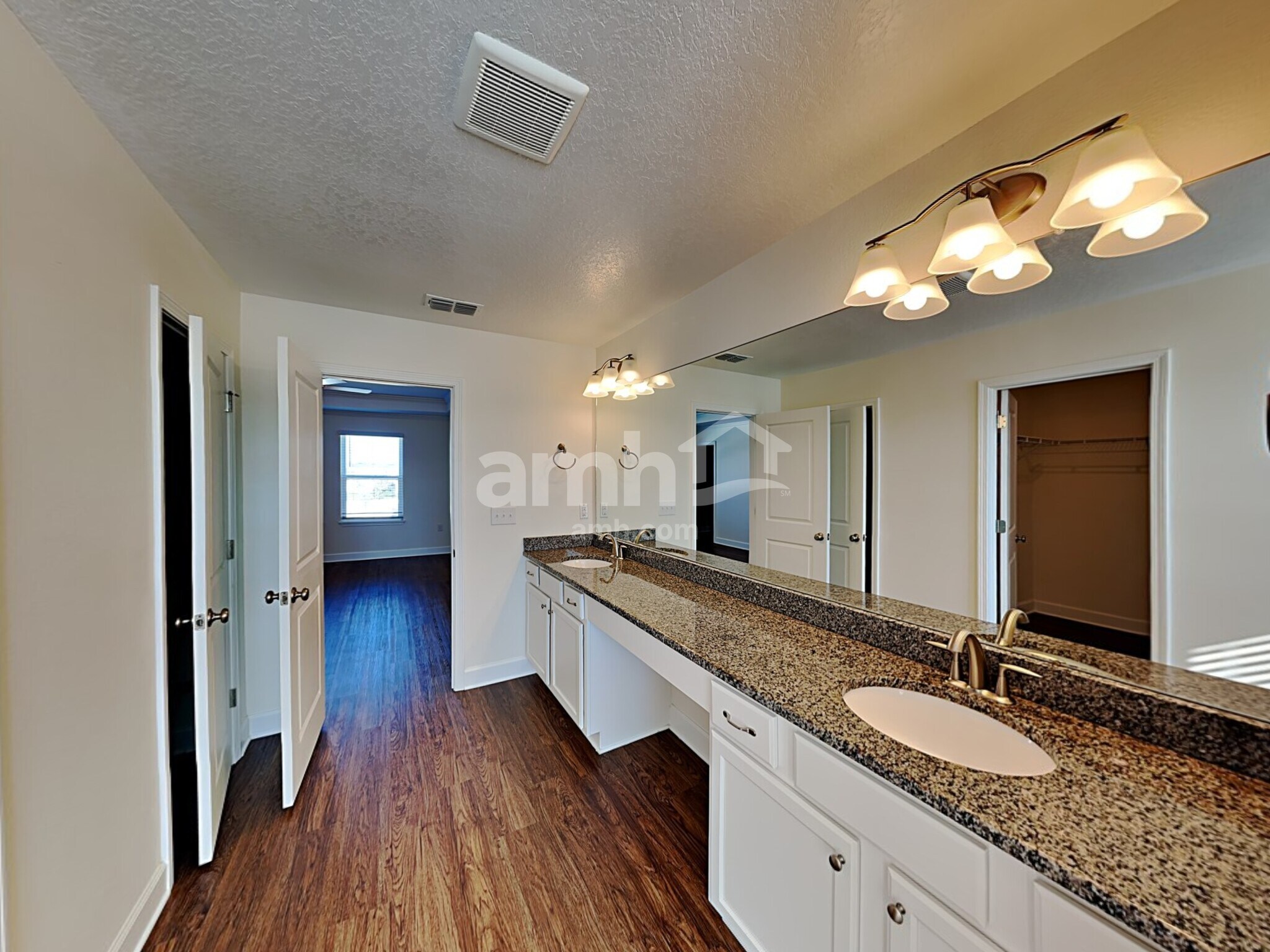 Building Photo - 37778 Dusty Saddle Ln