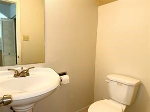 Building Photo - 10064 Emnora Ln