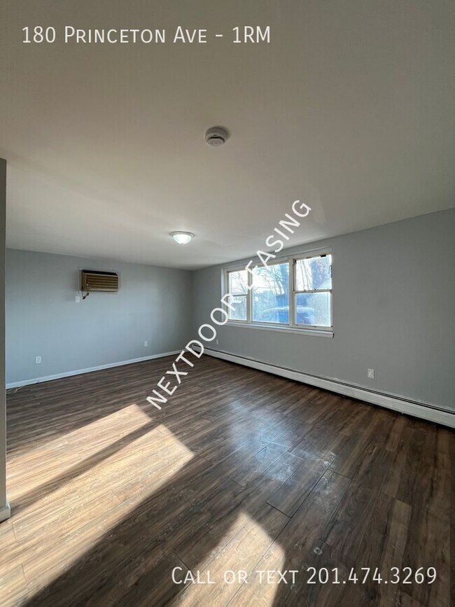 Building Photo - 180 Princeton Ave