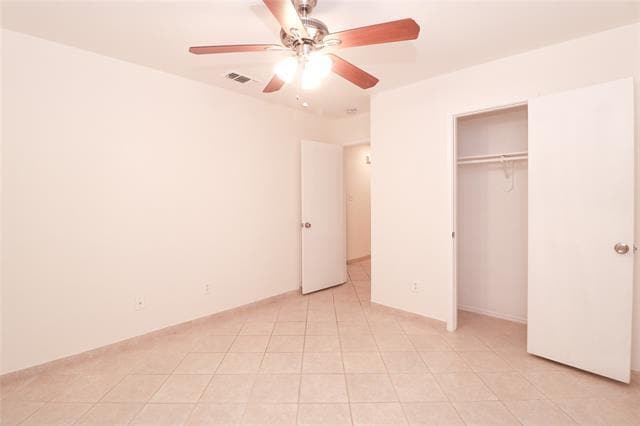 Building Photo - 8028 Cannonwood Dr