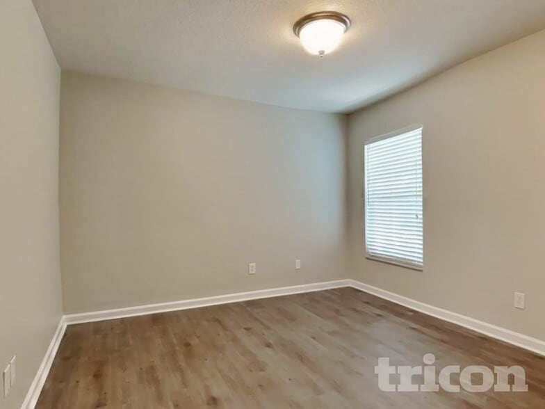 Building Photo - 12329 Cedarfield Dr