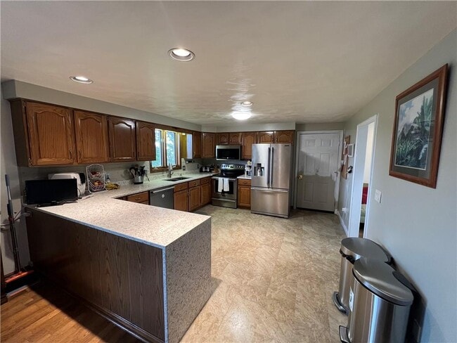 Building Photo - 48 Caiger Ln