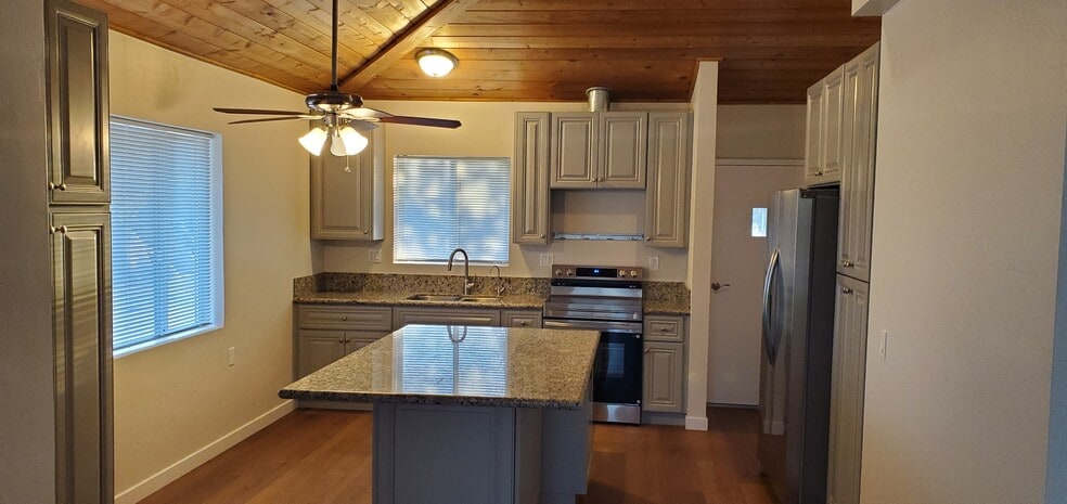 Building Photo - 9874 Chocolate Summit Dr