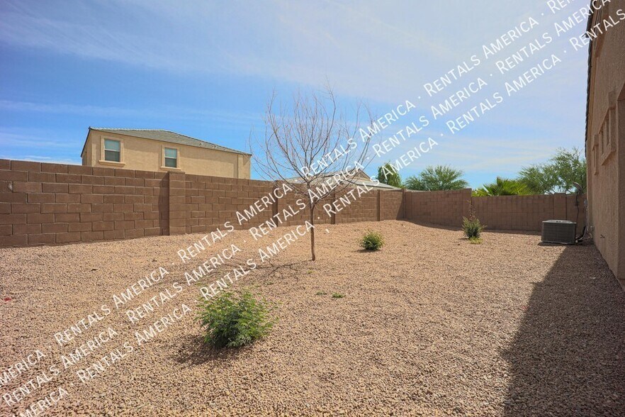 Building Photo - 4678 E Sodalite St