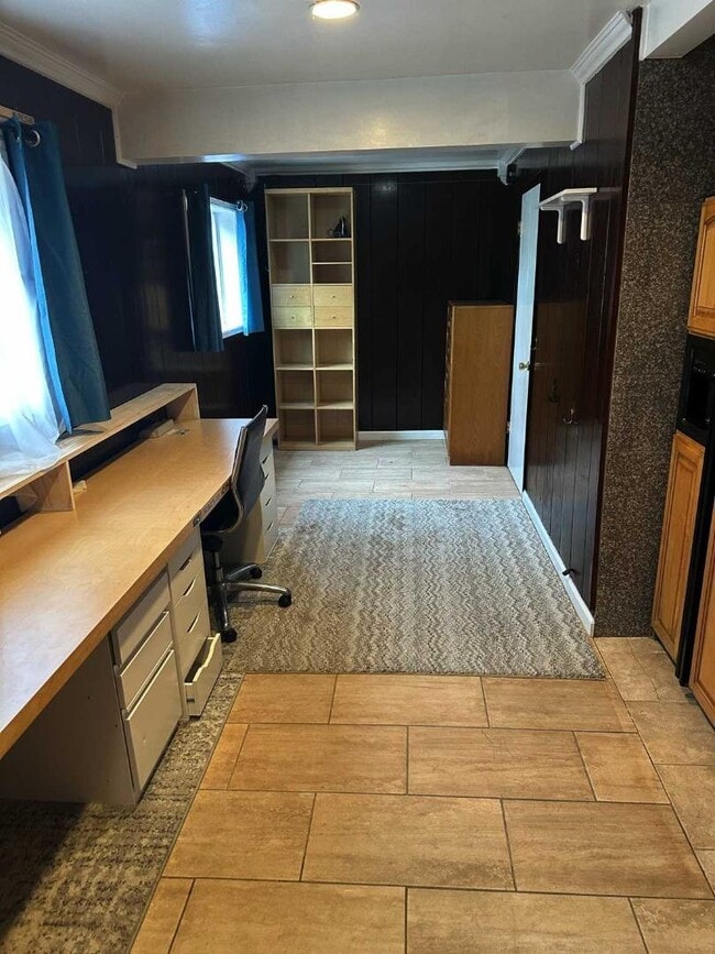 Building Photo - 25 Vía Delizia