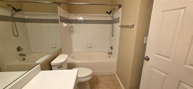 Building Photo - 5618 Pinnacle Heights Cir