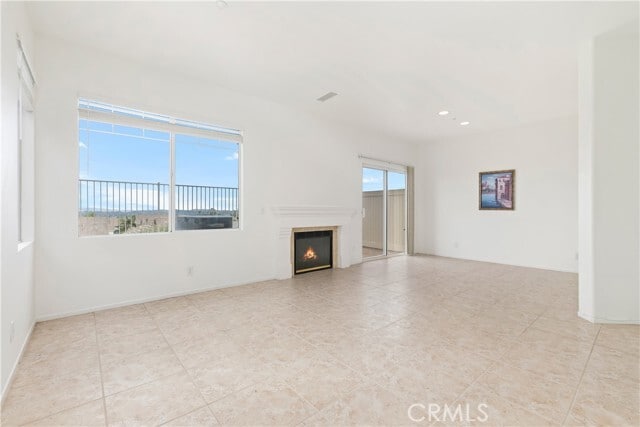 Building Photo - 46 Sobrante