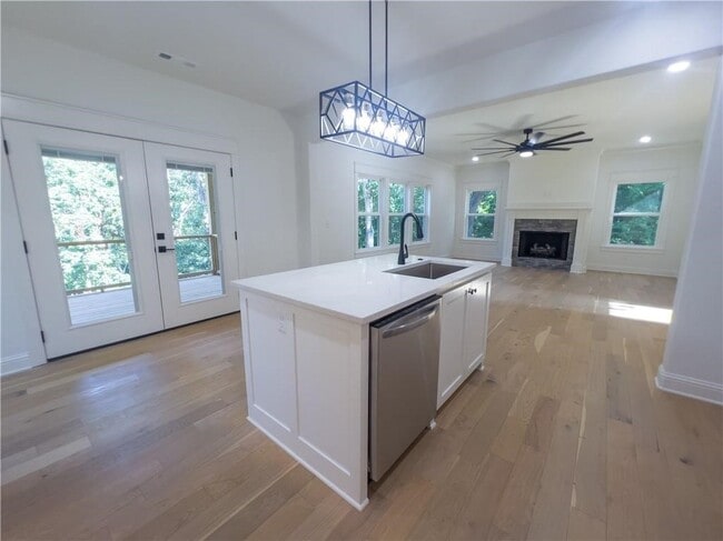 Building Photo - 8 Rearsby Ln