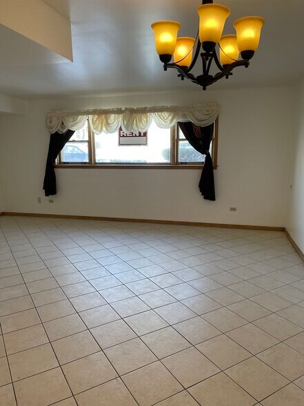 Building Photo - 2136 N 74th Ct