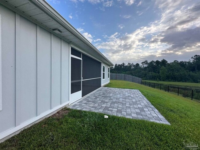 Building Photo - 10984 Coues Dr
