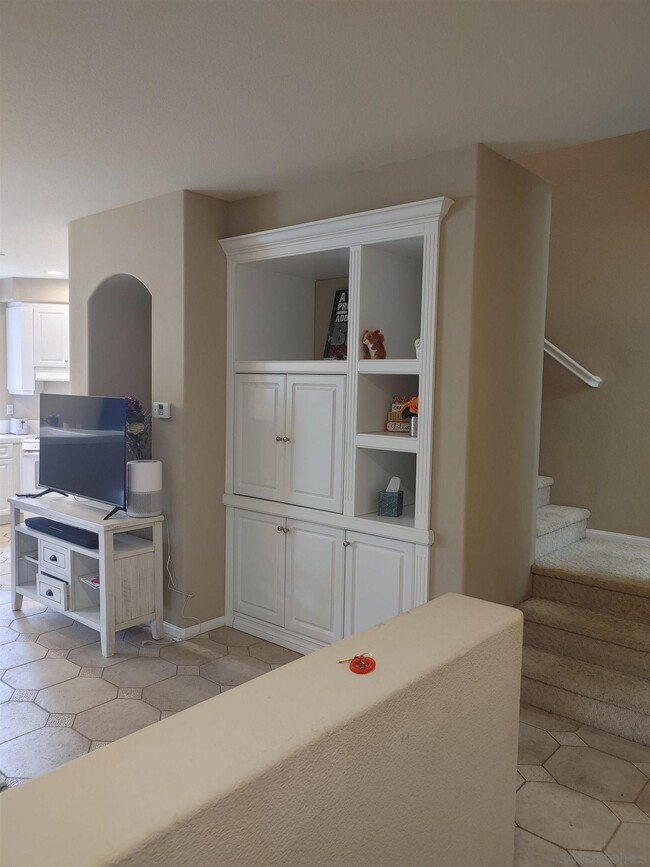 Building Photo - 103 Trilogy St