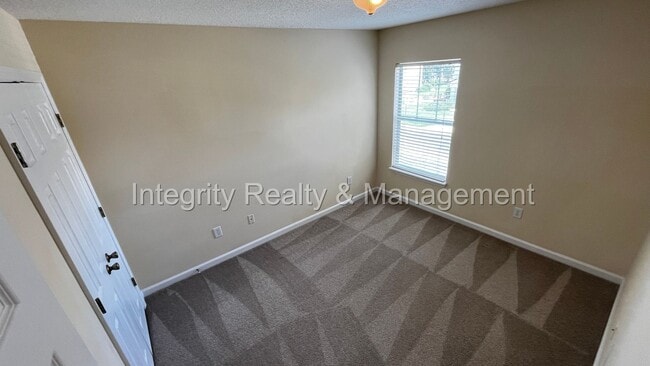 Building Photo - 3 bed/ 2.5 bath townhome in Fleming Island