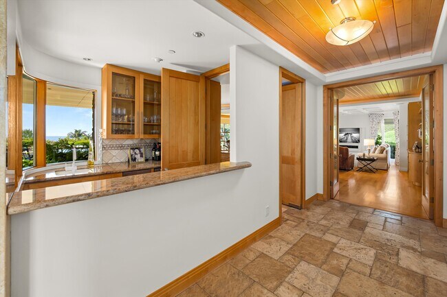 Building Photo - 330 Ortega Ridge Rd