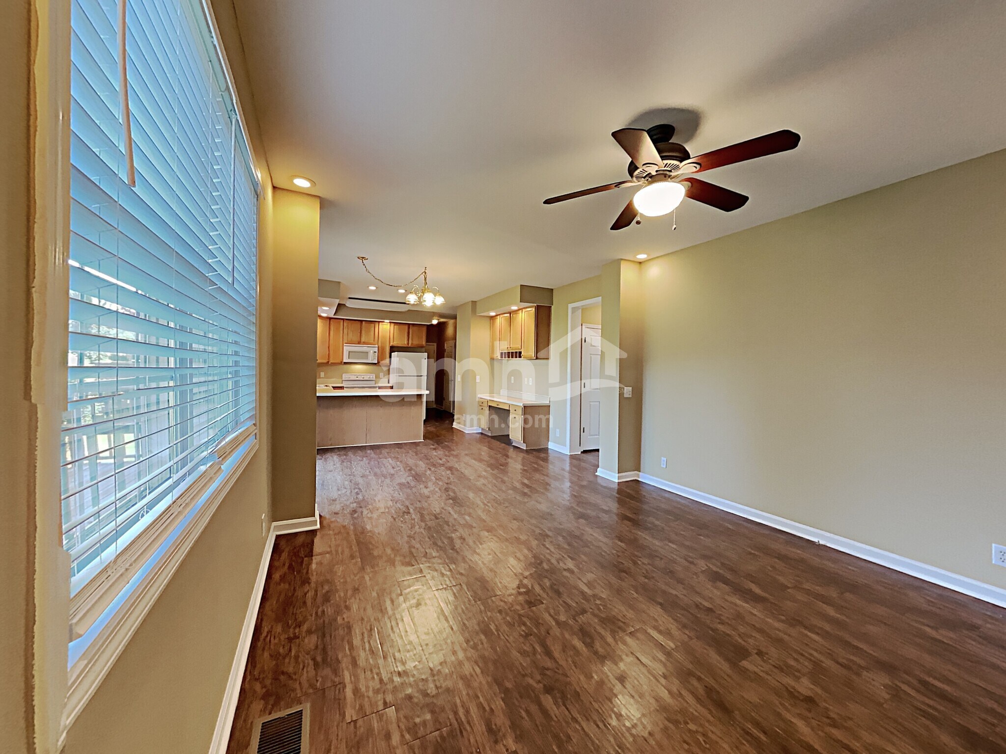 Building Photo - 1602 Solitude Ct