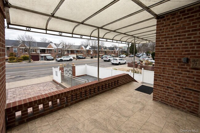 Building Photo - 54-40 80th St