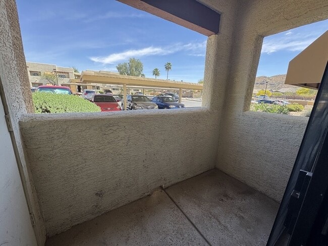 Building Photo - Southeast Phoenix Condo