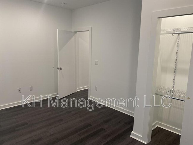 Building Photo - 2032 N 18th St