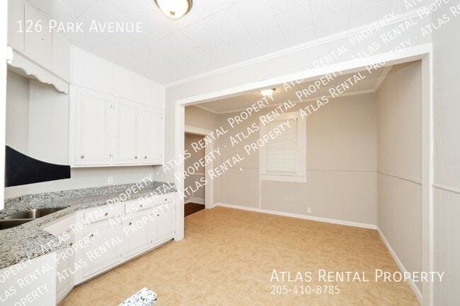 Building Photo - 126 Park Ave
