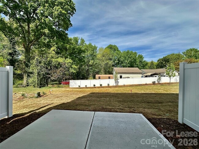 Building Photo - 8038 Sinnet Pl