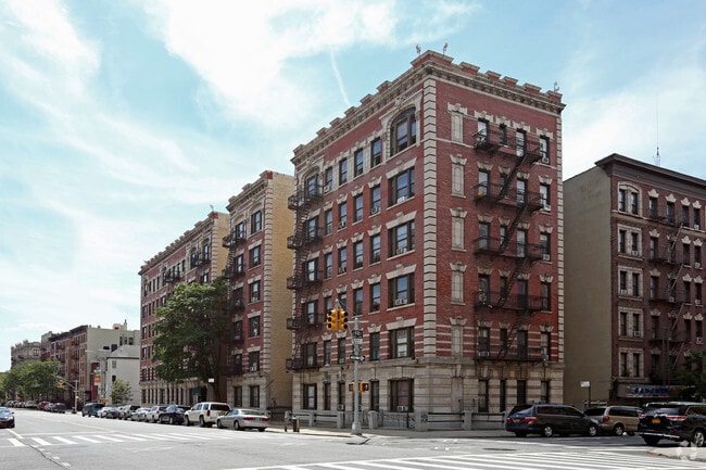 Building Photo - 961 Saint Nicholas Ave