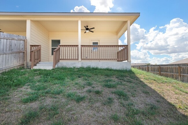 Building Photo - New Braunfels~ Beautiful Luxury 3 Bdrm~Stained Concrete Floors Throughout