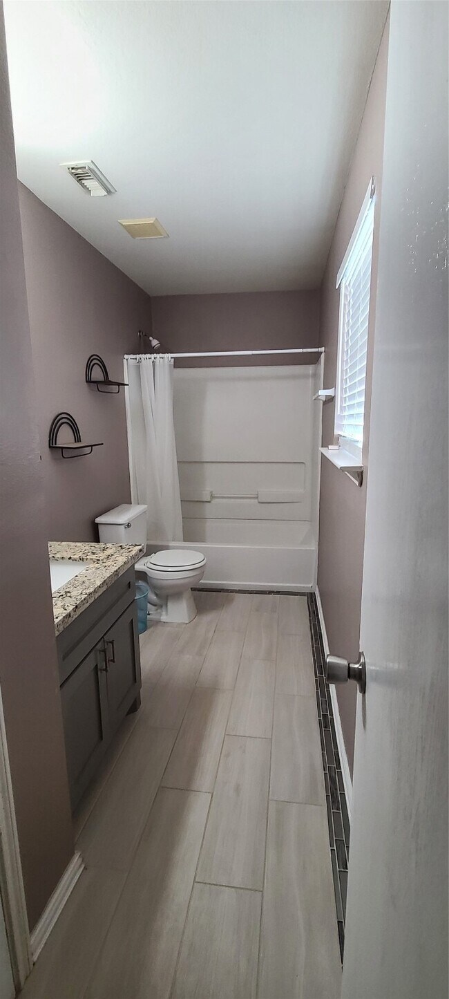 Building Photo - 19042 Remington Mill Dr