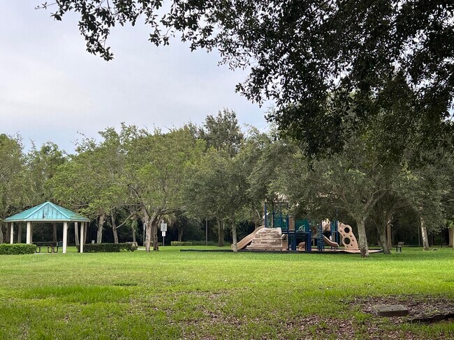 Building Photo - 4808 W Bexley Park Dr