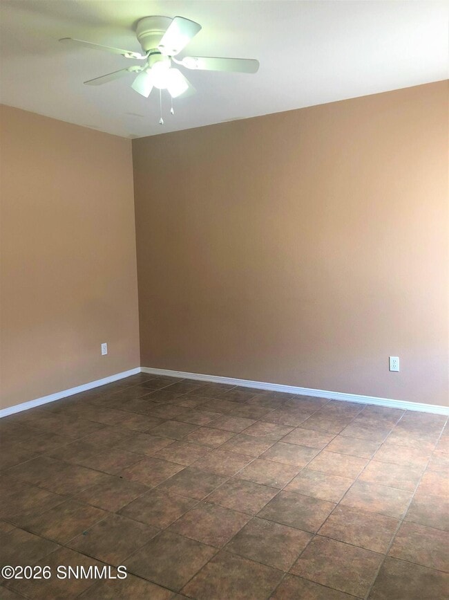 Building Photo - 1595 Carrillo Ct