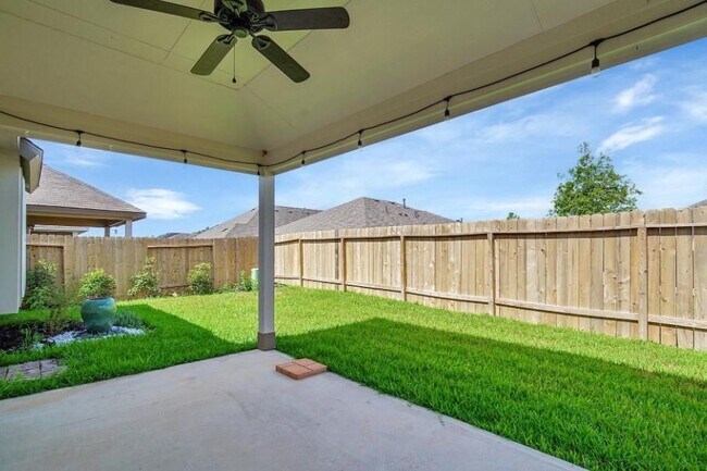 Building Photo - 40843 Mostyn Hill Dr