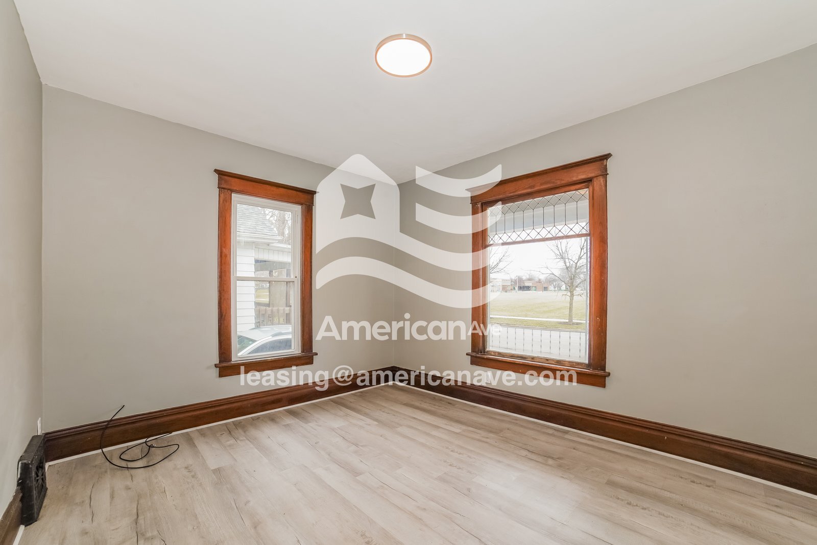 Building Photo - 807 E Republic St