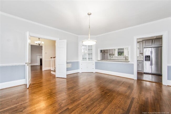 Building Photo - 220 Bradford Ave