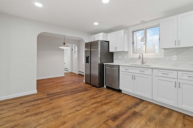 Building Photo - 58 Cutler Dr