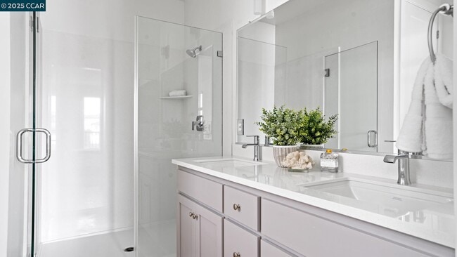 Building Photo - 2806 Chattleton Ln