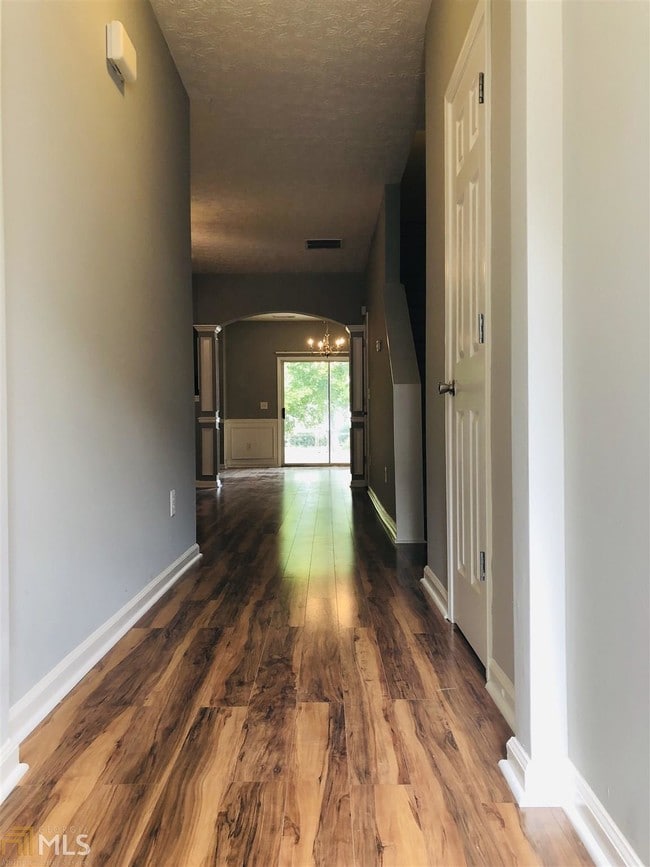 Building Photo - 2832 Snapfinger Manor