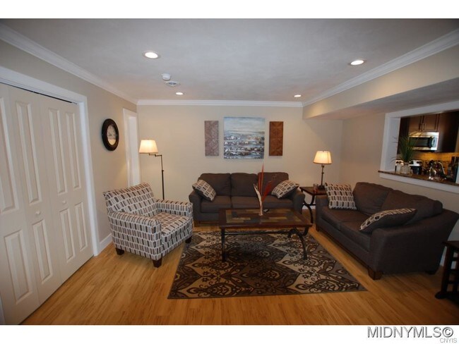 Building Photo - 130 Pheasants Run