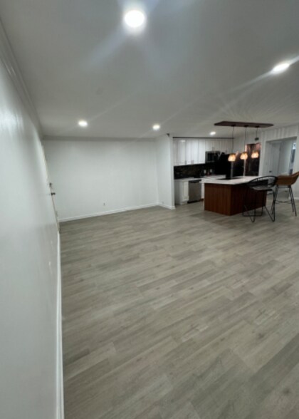 Building Photo - 8001 Chanute Pl