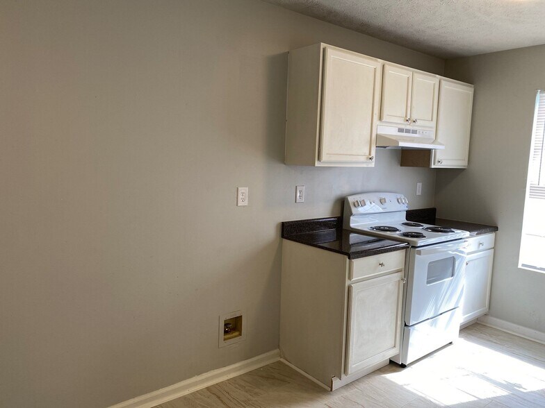 Building Photo - 35 Countryside Dr