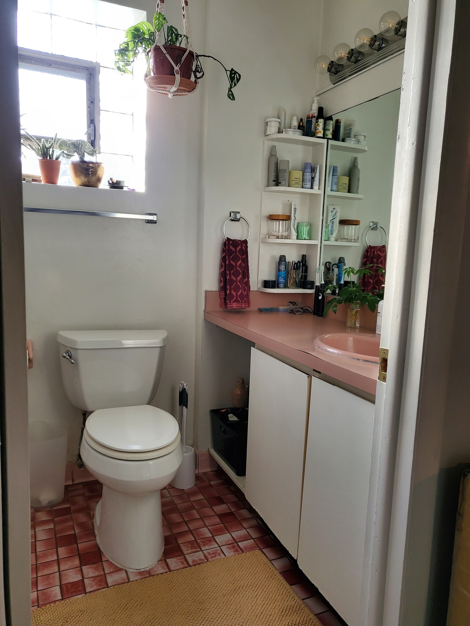 Building Photo - 2509 W Augusta Blvd