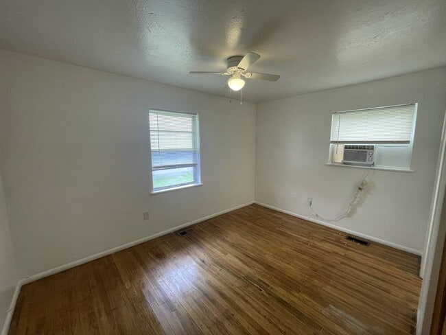 Building Photo - 1512 NW 43rd St