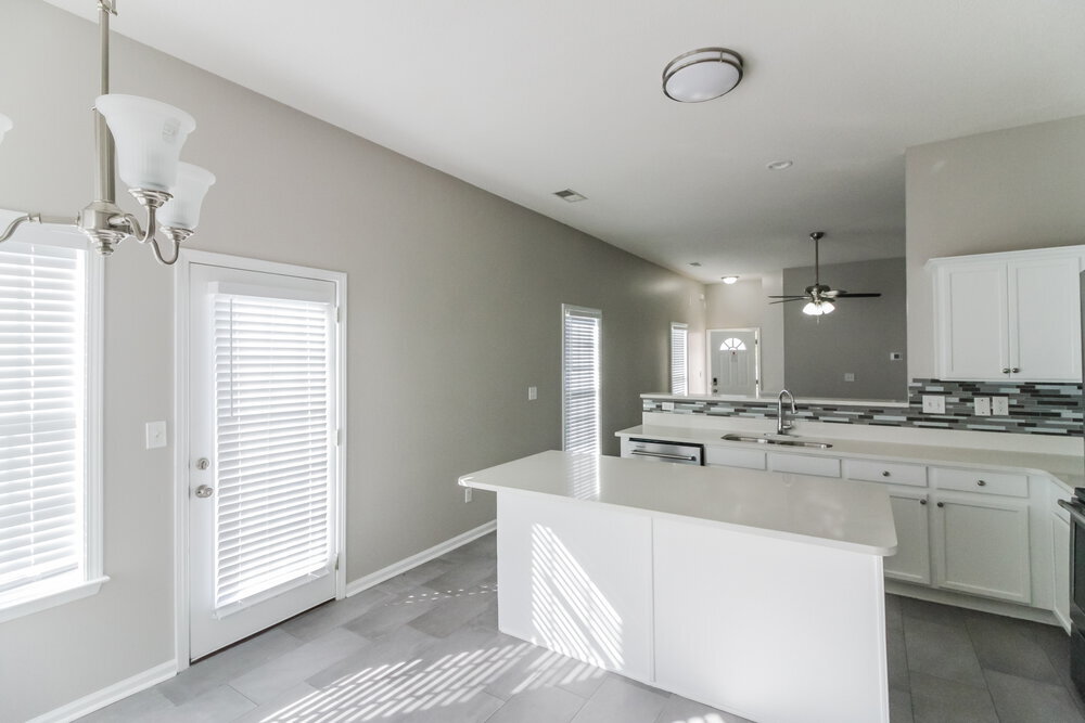 Building Photo - 6799 Showboat Ln