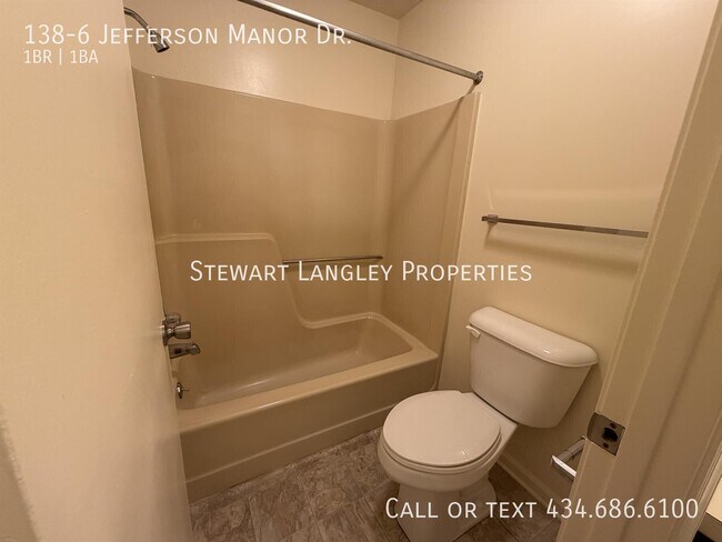 Building Photo - 138-6 Jefferson Manor Dr.-