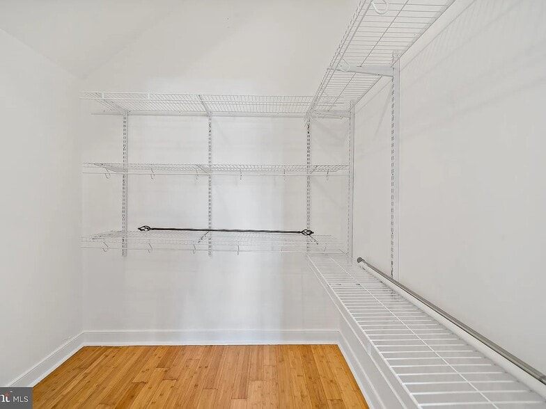 Building Photo - 655 N 16th St