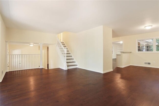 Building Photo - 2270 Shawnee Trail